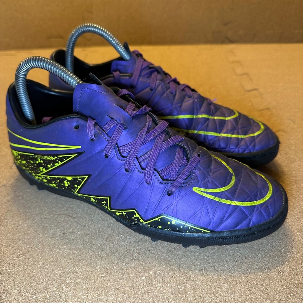 Nike Hypervenom Phelon II TF Soccer Shoes Women 7 Purple Lime Green 749899-550